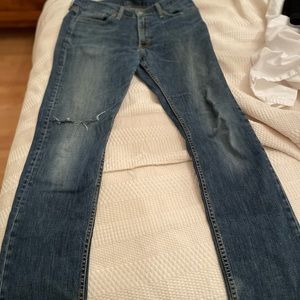 Levis 513 navy blue jeans, relaxed straight fit